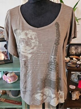Style & Co. Vintage Taupe Flutter Sleeve Scoop Neck Graphic Tee